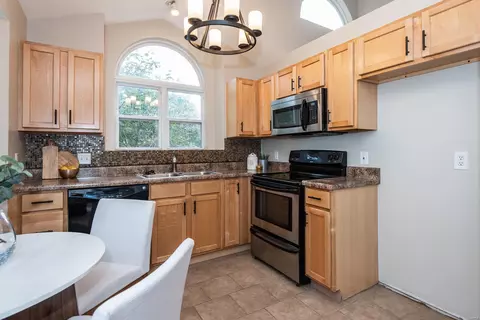 206 Cascade Terrace Dr, Ballwin, MO 63021 photo 6