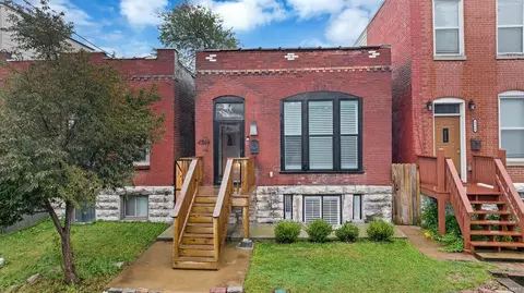 4364 Hunt Ave, Saint Louis, MO 63110