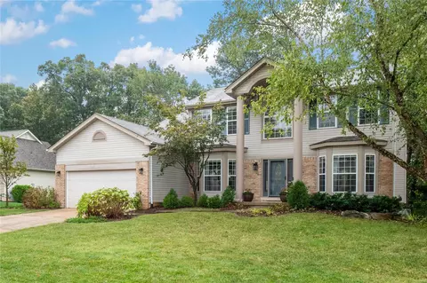 1555 Prospect Lakes Dr, Wentzville, MO 63385