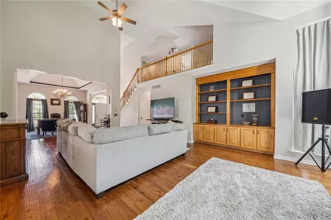 807 Emerald Oaks Ct, Eureka, MO 63025 photo 4