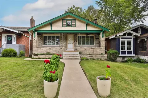 1928 Mitchell Pl, Saint Louis, MO 63139