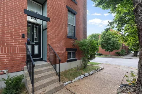 1001 Lami St, Saint Louis, MO 63104