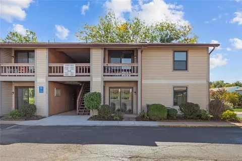1401 Summergate Pkwy #A, Saint Charles, MO 63303