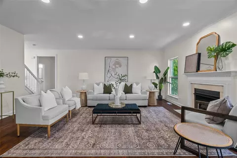 Living - 7322 Macleod Ln, O'fallon, MO 63368 photo 2 of 4