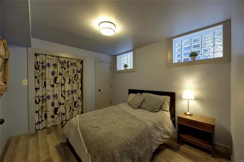 Bedroom - 219 E Jackson Rd, Saint Louis, MO 63119 photo 3 of 8