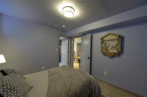 Bedroom - 219 E Jackson Rd, Saint Louis, MO 63119 photo 4 of 8