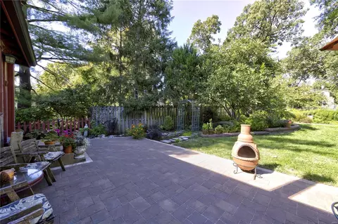 Exterior - 219 E Jackson Rd, Saint Louis, MO 63119 photo 9 of 22