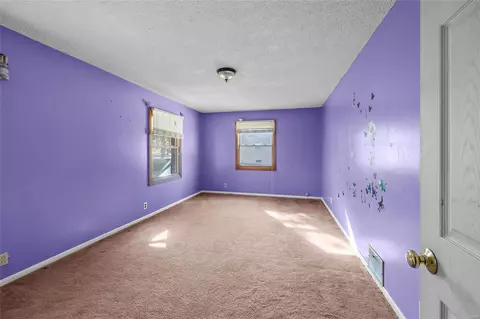 Bedroom - 447 Radford Ln, Ballwin, MO 63021 photo 1 of 5