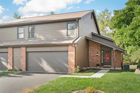 1318 Turtle Cv, Ballwin, MO 63011