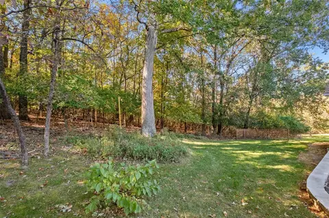 Exterior - 726 Strafford Ridge Dr, Ballwin, MO 63021 photo 3 of 5
