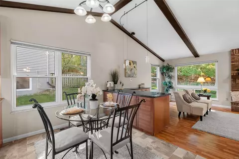 Dining - 726 Strafford Ridge Dr, Ballwin, MO 63021 photo 4 of 5