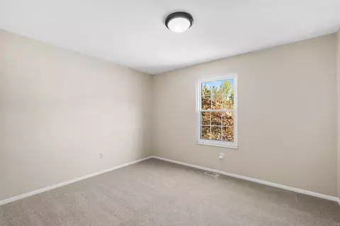 Bedroom - 726 Strafford Ridge Dr, Ballwin, MO 63021 photo 5 of 6