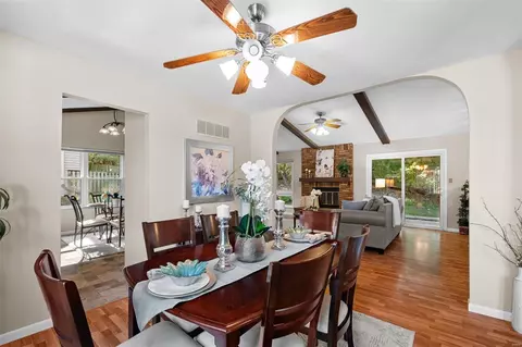 Dining - 726 Strafford Ridge Dr, Ballwin, MO 63021 photo 1 of 5