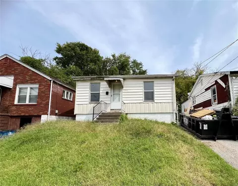 7009 Garesche Ave, Saint Louis, MO 63136