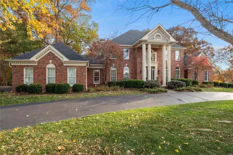 1204 Turnberry Ridge Ct, Chesterfield, MO 63005