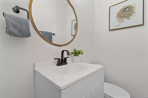 Bath - 903 Taylor Pl, O'fallon, MO 63366 photo 1 of 2