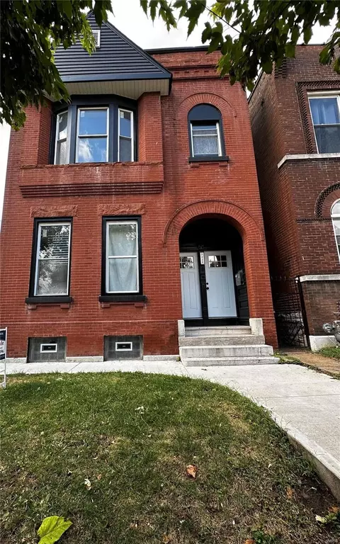 3429 Nebraska Ave, Saint Louis, MO 63118