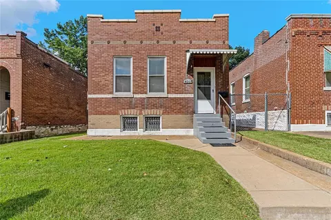 4507 Alaska Ave, Saint Louis, MO 63111