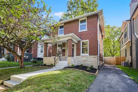1036 Yale Ave, Saint Louis, MO 63117