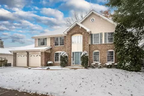 14500 White Birch Valley Ln, Chesterfield, MO 63017