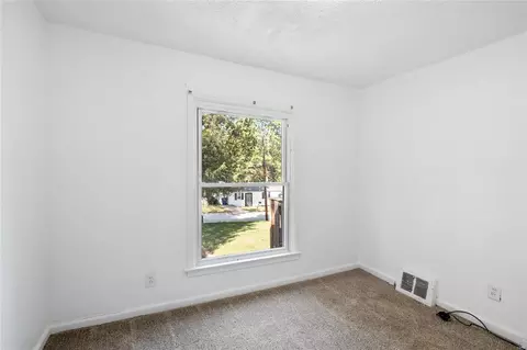 6166 Emerald Ave, Ferguson, MO 63135 photo 19