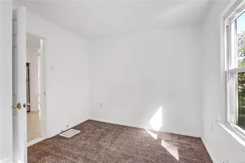 6166 Emerald Ave, Ferguson, MO 63135 photo 17