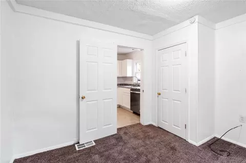 6166 Emerald Ave, Ferguson, MO 63135 photo 14