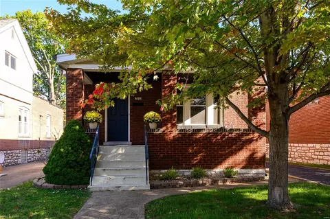 5125 Rosa Ave, Saint Louis, MO 63109