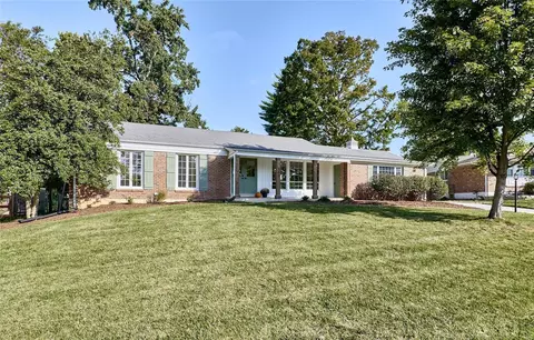 505 Antioch Ln, Ballwin, MO 63011