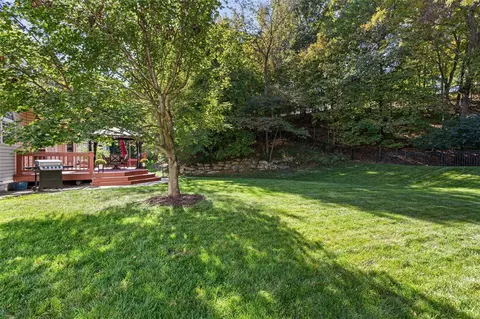 865 Castle Pines Dr, Ballwin, MO 63021 photo 33