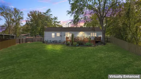 Exterior - 619 Parker Dr, Ballwin, MO 63021 photo 6 of 10