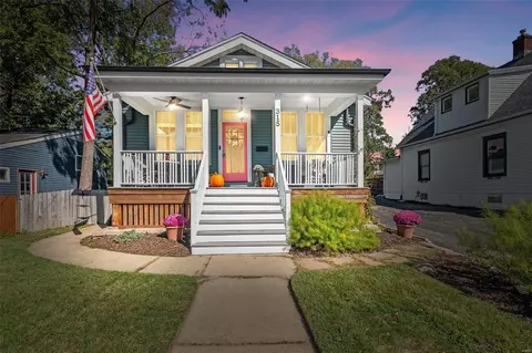 315 Baker Ave, Saint Louis, MO 63119