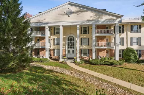 1530 Bedford Forge Ct #2, Chesterfield, MO 63017
