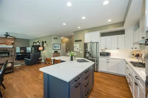 9 Remington Way Ct, Ballwin, MO 63021 photo 14