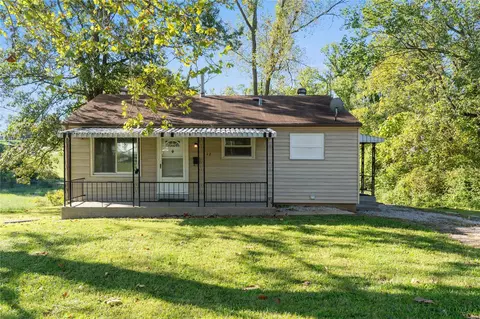 242 Commerce Ave, Saint Louis, MO 63122