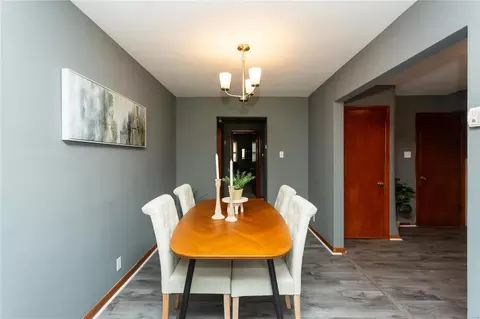 3236 S Compton Ave, Saint Louis, MO 63118 photo 8