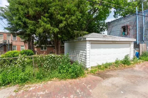 3236 S Compton Ave, Saint Louis, MO 63118 photo 22