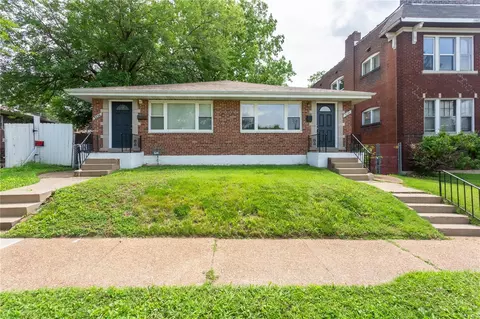 3236 S Compton Ave, Saint Louis, MO 63118