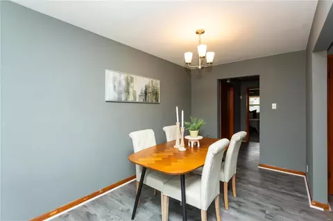 3236 S Compton Ave, Saint Louis, MO 63118 photo 9
