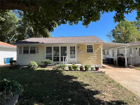 7924 Oakdale St, Saint Louis, MO 63123