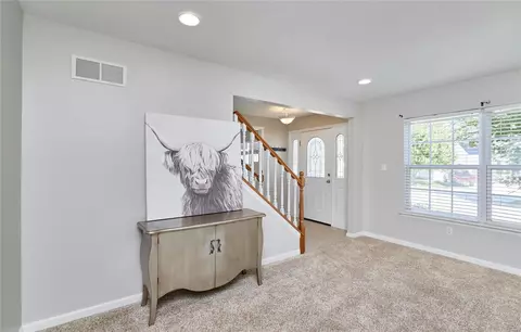 Entry Way - 2477 Eagle Forest Dr, Saint Charles, MO 63303 photo 6 of 9