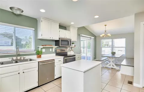 Kitchen - 2477 Eagle Forest Dr, Saint Charles, MO 63303 photo 3 of 8