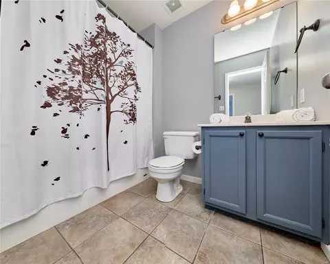 Bath - 2477 Eagle Forest Dr, Saint Charles, MO 63303 photo 6 of 9