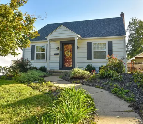 809 Mcdonough, Saint Charles, MO 63301