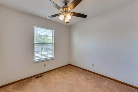 Bedroom - 46 Mallard Pointe Dr, O'fallon, MO 63368 photo 7 of 9