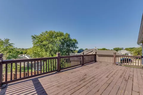 Exterior - 46 Mallard Pointe Dr, O'fallon, MO 63368 photo 3 of 7