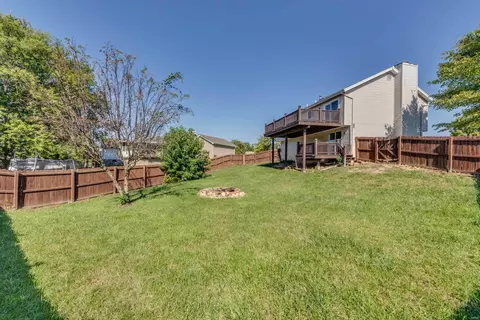Exterior - 46 Mallard Pointe Dr, O'fallon, MO 63368 photo 5 of 7