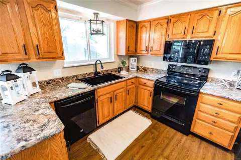 6509 Sprucefield Dr, O'fallon, MO 63368 photo 3