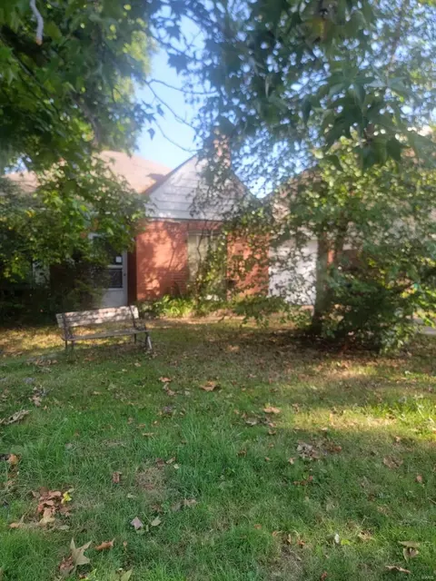 811 Brownell Ave, Saint Louis, MO 63122