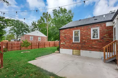 7045 Deerpath Dr, Affton, MO 63123 photo 22